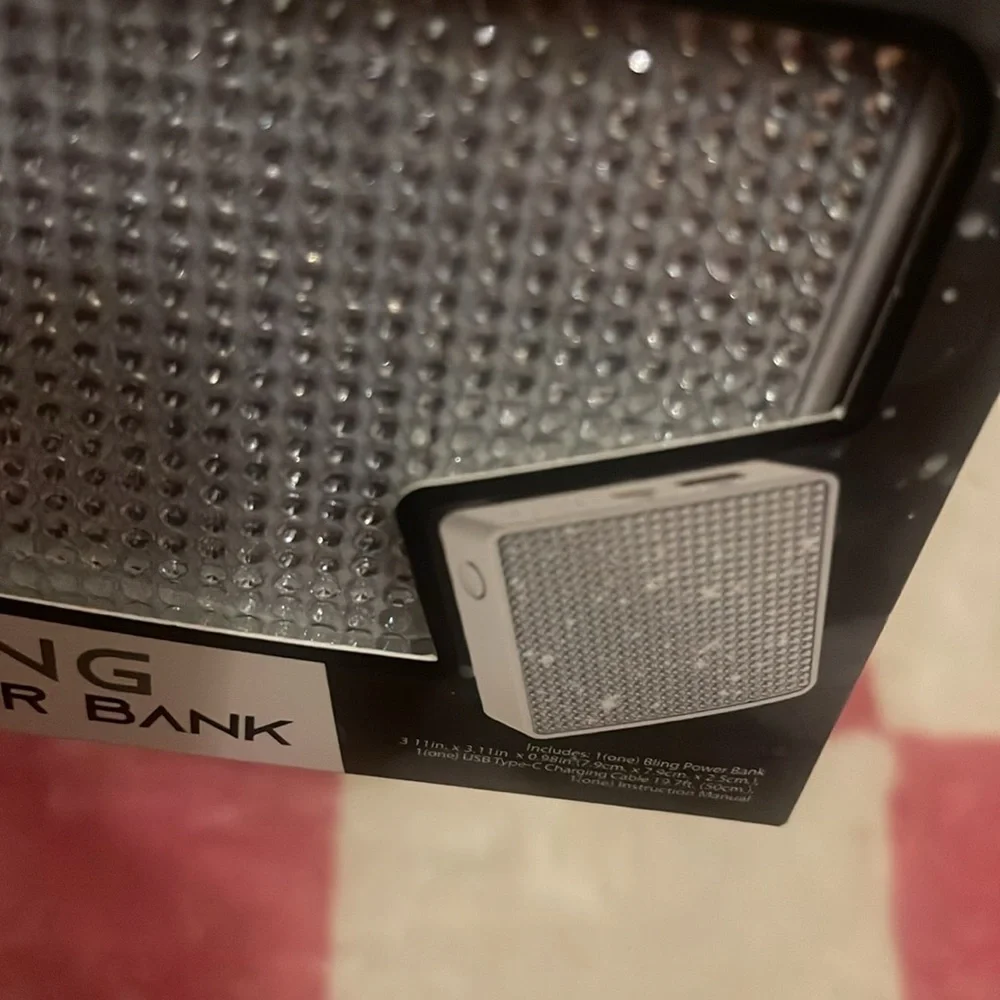 Digital Essentials Bling Power Bank